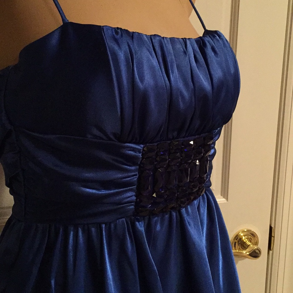 Party Fun! Beautiful Blue - image 2